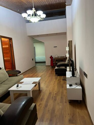 Mənzil kirayələyirəm: 3 otaqlı, 80 kv. m — 2