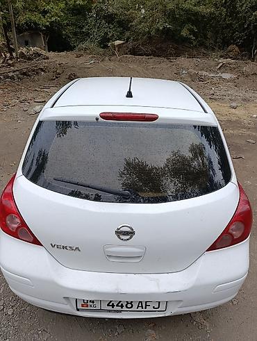 Nissan: Nissan Versa: 2009 г., 1.6 л, Автомат, Бензин — 3