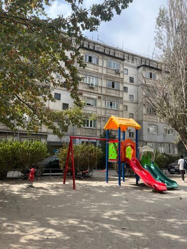 2х комнатная квартира продаётся: 2 бөлмө, 48 кв. м, 105-серия, 5 кабат, Косметикалык ремонт