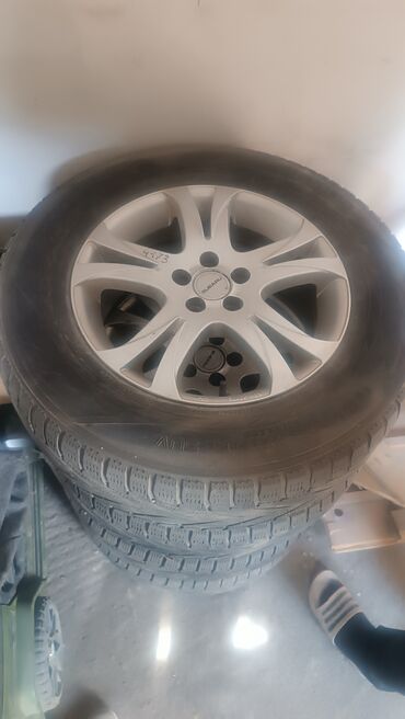 шины r16c: Колеса в сборе 215 / 70 / R 16, Зима, Б/у, Комплект, Легковые, Литые, отверстий - 5