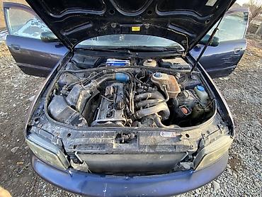 Audi: Audi A4: 1994 г., 1.8 л, Механика, Бензин, Седан — 7