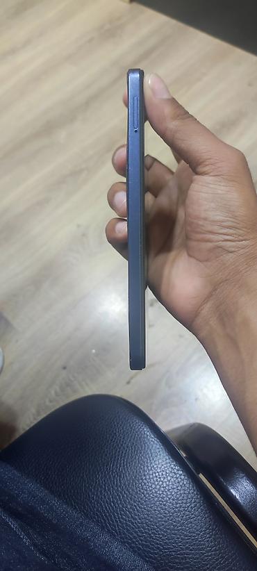 iwlenmiw telefonlar: Infinix Smart 8, 128 GB, rəng - Göy, Sensor — 4