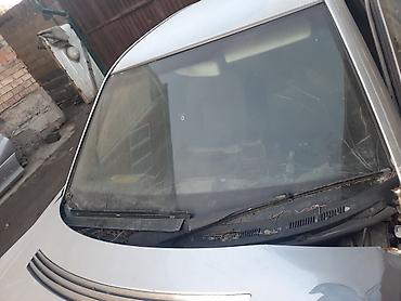 Другие детали кузова: Разбор Mercedes-Benz E-Class W210 (седан, дорестайлинг, серебристый — 3