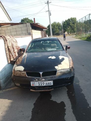 дизел мотор: Mitsubishi Diamante: 1996 г., 2.5 л, Автомат, Бензин