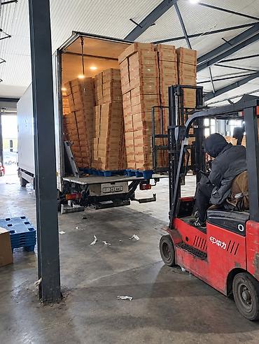 mersedes benz 3 2 e: 🚛 Услуги грузоперевозки по Бишкеку и по регионам КР - Надёжно • Быстро — 9