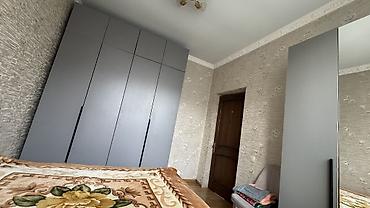 Продажа коттеджей и домов: Продаётся двухэтажный жилой дом с отдельным входом и крыльцом. Вместе — 12