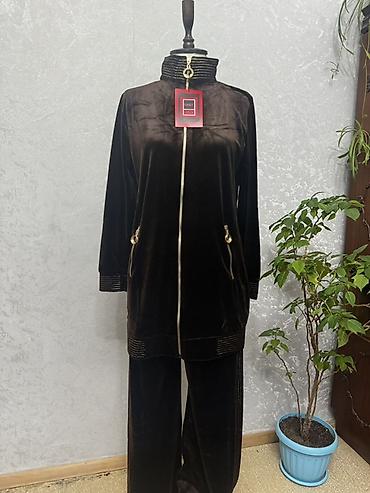 off white: Женский велюровый костюм-двойка LADY - Цвет: насыщенный черный/темный — 3