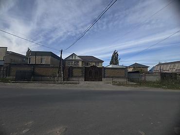 срочно продаю дом с магазином: 6 комнат и более, 350 м², 5 соток, Аламедин (ГЭС-2), Собственник — 2