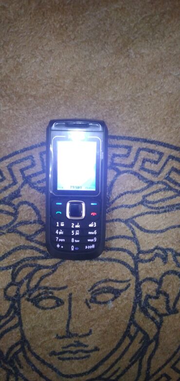 Nokia: Nokia 1, цвет - Черный, Кнопочный