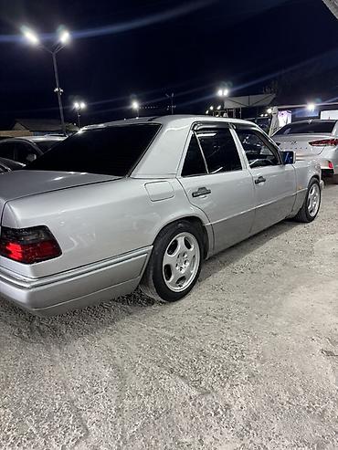 матор голы 3: Mercedes-Benz W124: 1994 г., 3.2 л, Механика, Бензин, Седан — 7