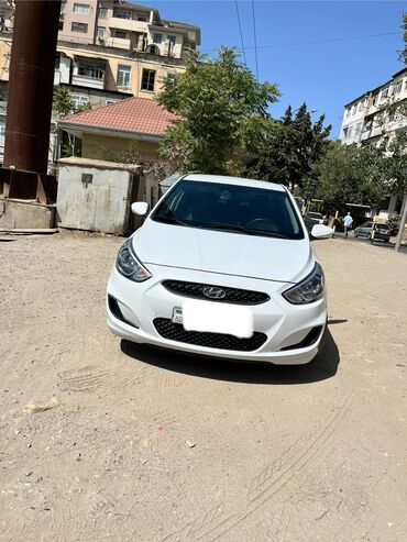 masin elanları 2018: Hyundai Accent: 1.4 l | 2018 il Sedan