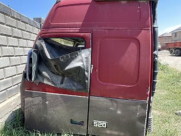кабина 53: Кабина грузовика Volvo FH (высокая крыша), бордовый цвет с серыми — 2