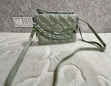 Dəstlər, kostyumlar: 3-5-7-12 manat 1) Yaşıl “yeni” 5 manat 2) Açıq yaşıl kvadrat “yeni” 5 — 2