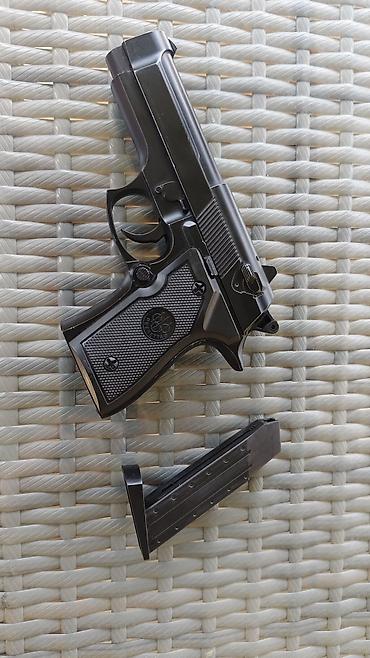 demir tapanca (oyuncaq): Beretta üslubunda hava tapançası (airsoft/BB görünüşlü) – qara rəngdə — 3