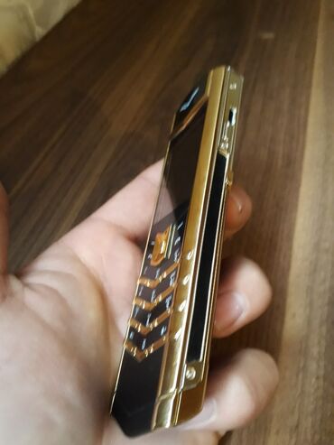 Vertu: Vertu Aster, İki sim kartlı