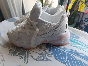 Кроссовки и спортивная обувь: Кроссовки и спортивная обувь — 2