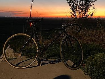 Городские велосипеды: Фикс-байк/трековый велосипед - Рама: стальная, классическая геометрия — 6