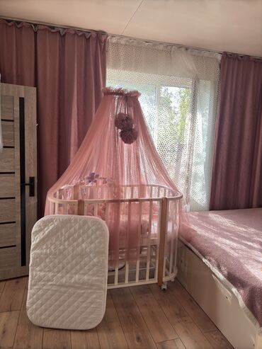 пластиковые столы и стулья для летних кафе бу: Продам кровать 5в1 Полный комплект и два матраса (чистые и практически