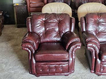 Stilske garniture: Kožni set za dnevni boravak – bordo - Komplet: trosed + 2 fotelje - — 9
