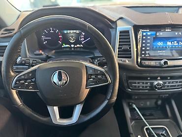 компоненты: Ssangyong Rexton: 2018 г., 2.2 л, Типтроник, Дизель, Внедорожник — 9