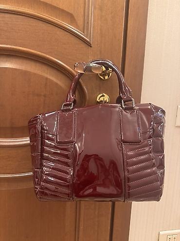 Çantalar: Burberry qadın çantası – laklı dəri, bordo rəng. - Parlaq patent dəri — 6