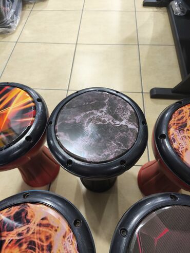 Darbukalar: Zərb aləti 
Darbuka çexolu da var üstündə — 6