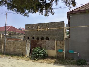 Həyət evləri və villaların satışı: Yeni Ramana 10 otaq, 400 kv. m, Təmirsiz