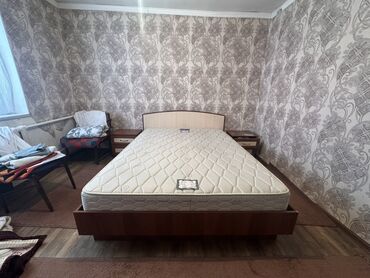 кровать полуторка с матрасом купить недорого: Продаю спальный гарнитур: двуспальная кровать с ортопедическим