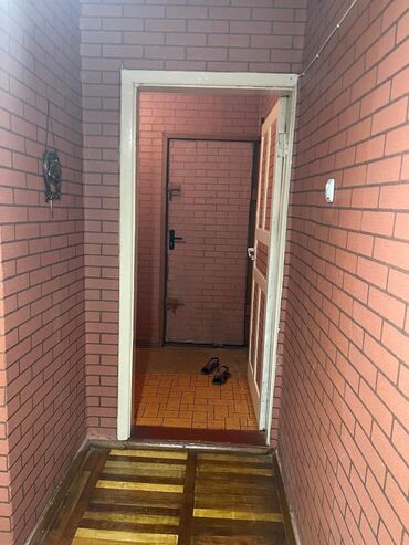 3 микрорайоне: 3 комнаты, 73 м², 105 серия, 3 этаж