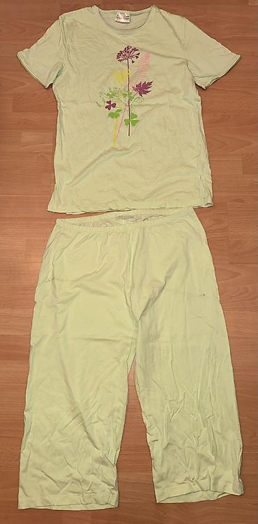 Boja mint zelena