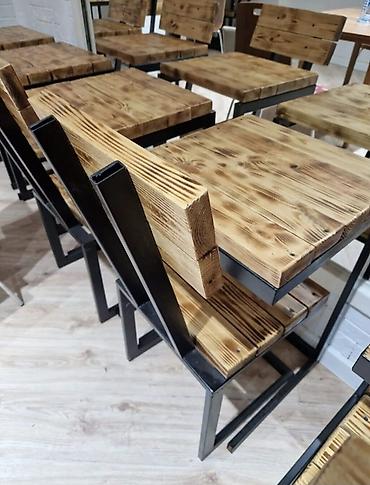 bar stullar: Loft üslubunda masa və stul dəsti. Dəst təbii görünüşlü ağac səth və — 1
