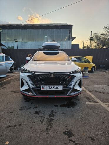 капият машина: Changan : 2024 г., 1.5 л, Вариатор, Бензин, Кроссовер