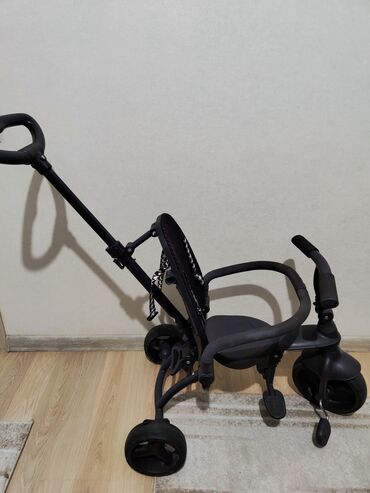детские коляск: Коляска, цвет - Фиолетовый, Б/у