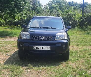 Nissan: Nissan X-Trail: 2 l | Ofrouder/SUV — 10