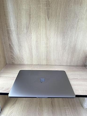 Apple MacBook Pro 13" - Процессор: Apple M1 (8‑ядерный CPU, 8‑ядерный