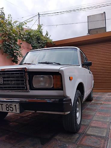 avtomobil şəkilləri: LADA 2107, ağ rəng, sedan. maşın idealdır. heçbir xərc tələb — 4