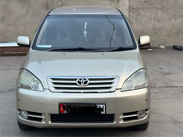 Toyota: Toyota Ipsum: 2003 г., 2.4 л, Автомат, Газ, Минивэн
