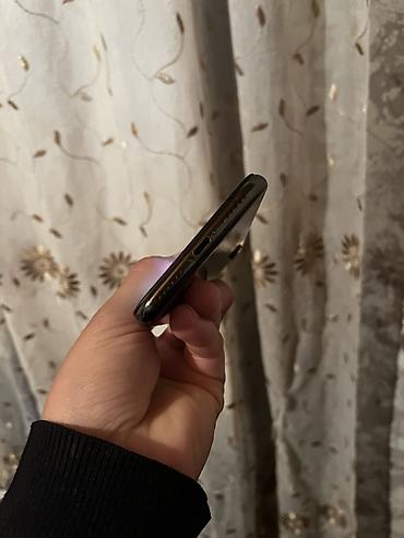 Apple iPhone: IPhone X, 64 GB, Qara, Face ID — 8