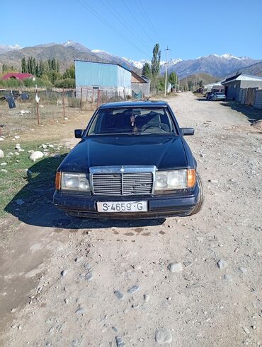 эсклас мерс: Mercedes-Benz W124: 1990 г., Седан