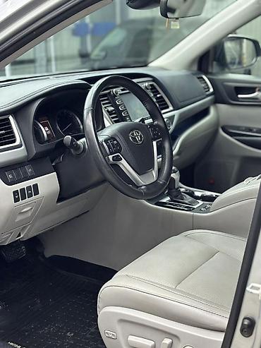 Toyota Highlander: 2018 г., 3.5 л, Автомат, Гибрид, Кроссовер lalafo.kg да — 5 Toyota Highlander: 2018 г., 3.5 л, Автомат, Гибрид, Кроссовер — 5