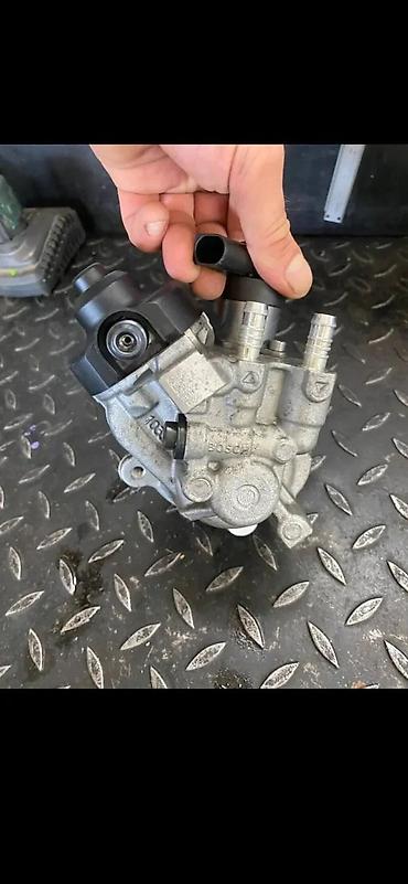 batterieliminator 12v: AUDI A4 A5 Q5 2018 PUMPA GORUVA VISOKOG PRITISKA 04L130755 | Audi a3 — 3