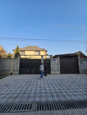 Продажа домов: Дом, 250 м², 5 комнат, Собственник at lalafo.kg — 2 Продажа домов: Дом, 250 м², 5 комнат, Собственник — 2