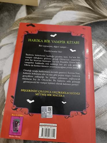 Bədii ədəbiyyat: Kiz kardesim vampir kitab 1 defe oxunub elmler metrosuna catdirilma — 2