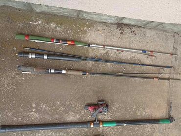 Sport i hobi: Štapovi za ribolov sa slika,4 komada plovkara po 4 m, 1 komada sa pet