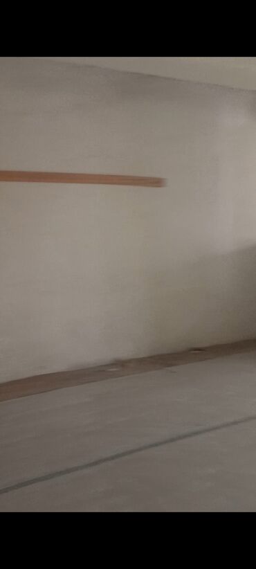 продаю офис 107 м² с ремонтом с мебелью административное здание 1 этаж: Сдаётся помещение 90 и 40 кв.м. со всеми коммуникациями для швейного