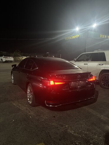 Lexus: Lexus ES: 2021 г., 2.5 л, Вариатор, Гибрид, Седан — 6