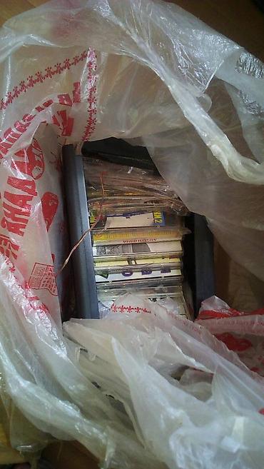 CD, DVD дисктер: Продаю фильмы, сериалы и игры на DVD Все диски почти новые, огромный — 3