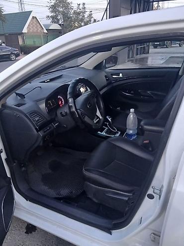 BYD: BYD E5: 2019 г., Электромобиль, Седан — 4