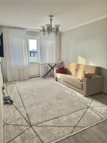 снять квартиру без риэлтора: 3 комнаты, 58 м², 104 серия, 4 этаж, Евроремонт