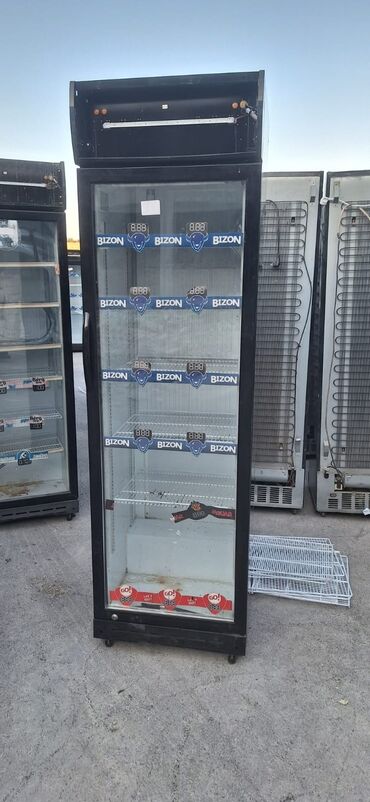 vitrin dükkan: Yeni su vitrinleri 270 Azn. 20 eded var. Qiymet yalniz 10 eded